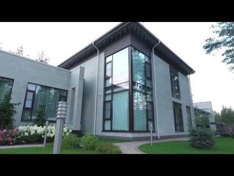 Интервью с владельцем дома в современном стиле.