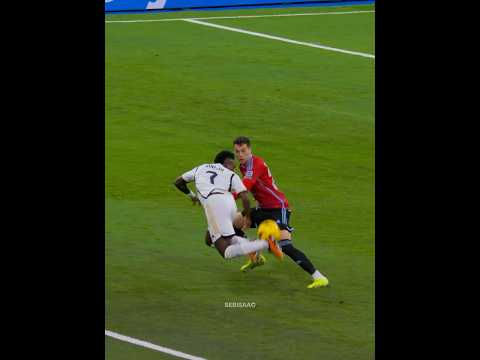 Vinicius Rainbow Flick Challenge 🤯