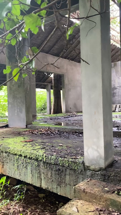 Abandoned resort in Laos !! 🇱🇦