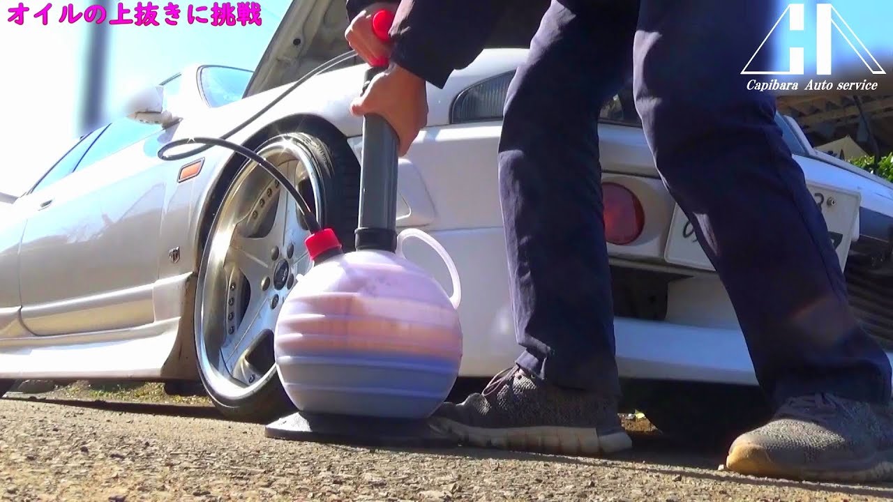 ジャッキアップせずに15分でオイル交換する方法 オイル上抜き Ecr33skyline Youtube