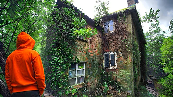 I BOUGHT an ABANDONED HOUSE & RENOVATED IT IN ONE YEAR | Start to Finish thumbnail
