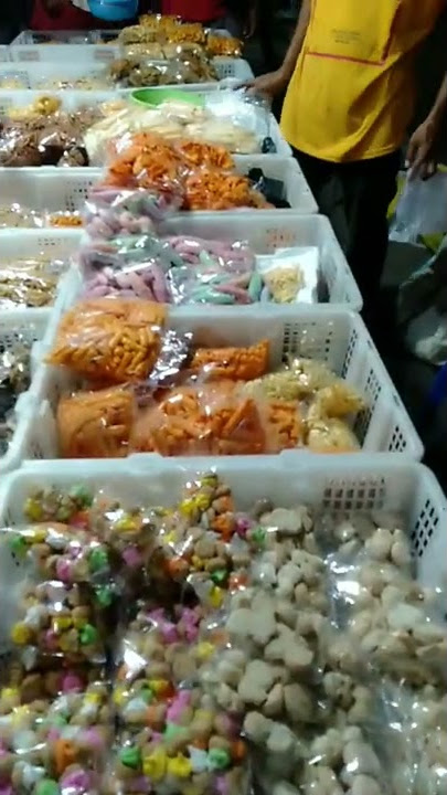 Ide bisnis Cemilan serba 2000. Langsung diserbu pembeli. Larisss... #jalanjalankodam #shorts