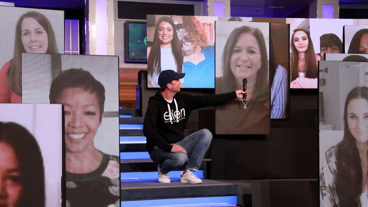 Ellen and tWitch Guess Which Audience Members Are Drinking