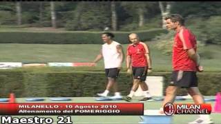 Milanello 10/08/2010 - Ronaldinho Training