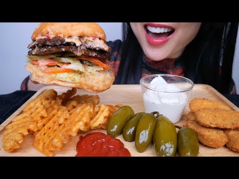 FULLY LOADED JUICY PORK BURGER (ASMR EATING SOUNDS) NO TALKING | SAS-ASMR