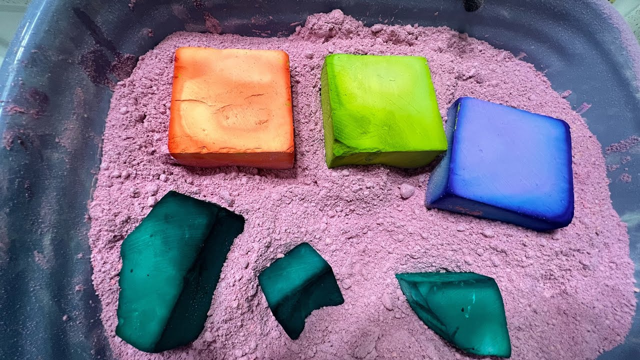 Lovely, dusty , vivid dyed gym chalk block crush . Please subscribe 💚🩷💜 ...