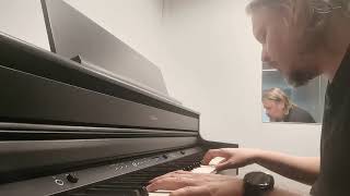 Illan viimeinen hidas piano cover by Sloveri
