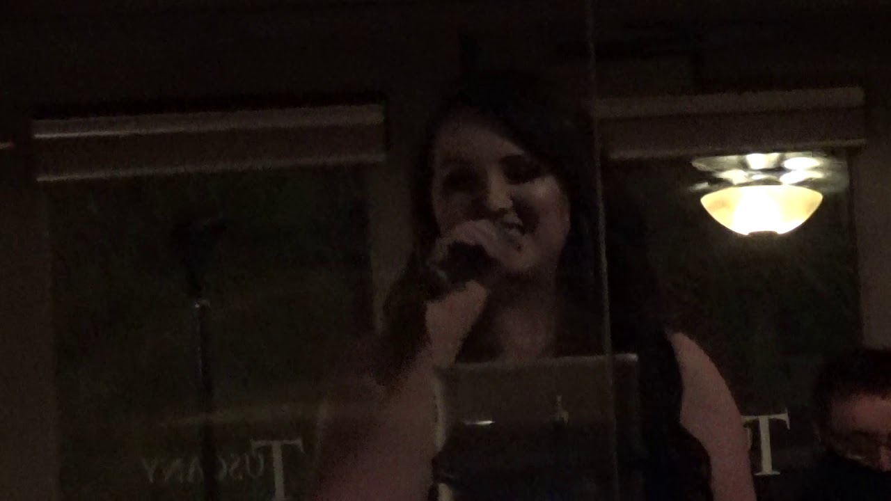 Elise Victoria cover of "Sunday Morning", The Kenny Davidsen Show