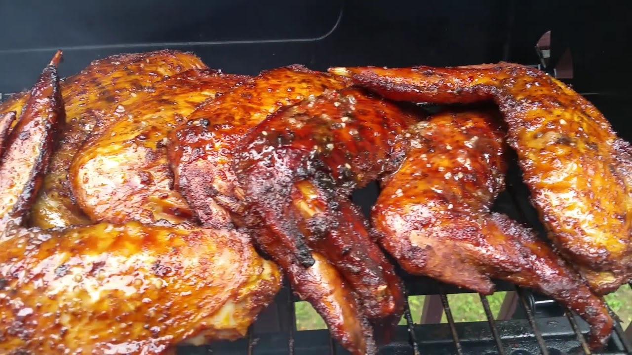 The Best Smoked Turkey Wings - YouTube