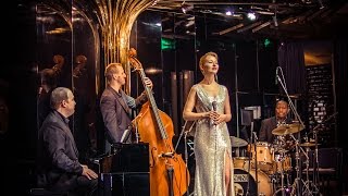 Heidi's Golden Age Jazz Quartet - Samba de Orfeu (Sweet Happy Life) Resimi