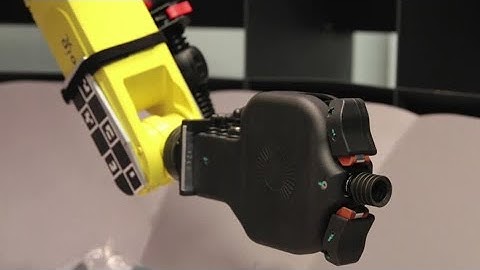 Gap ramps up robot workforce for online sales