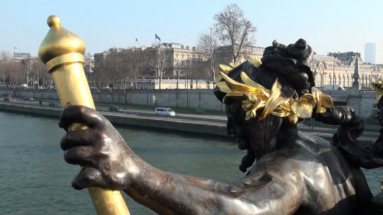 Романтичният мост в сърцето на Париж (ВИДЕО) - Artday.bg