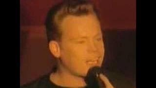 UB40 Homely Girl Live at London's Finsbury Park 1991