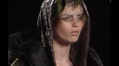 Christian Dior-Haute/Couture Fall/Winter 2001(Short clip)