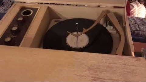 VM record player