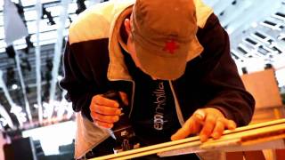 Timelapse of the Paris Motor Show 2010 Nissan stand build