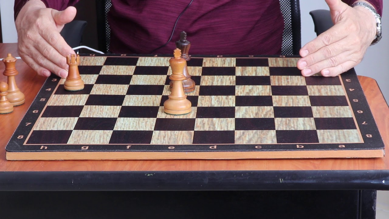 Jaque Mate con Dama y con Torre - YouTube