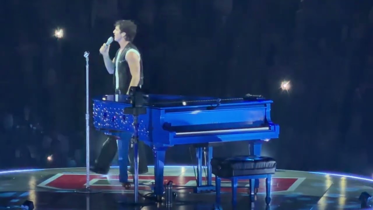 Benson Boone In The Stars O2 London 5/11/25 on piano on tower
