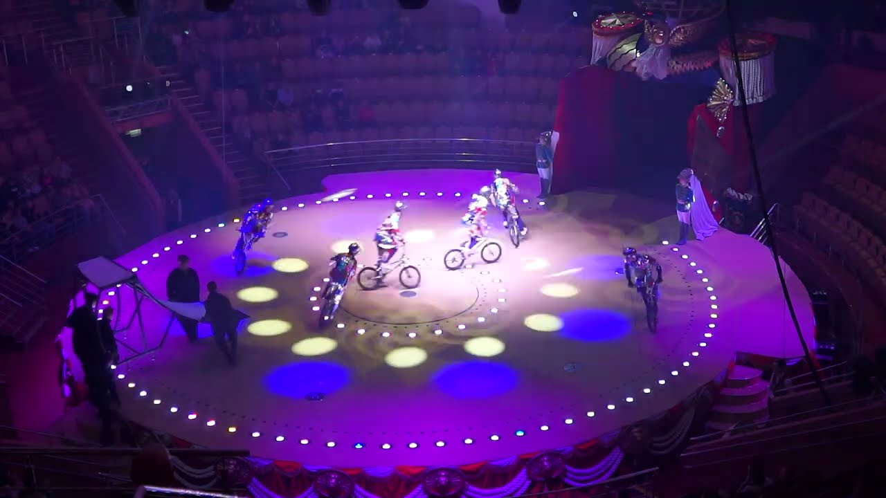 ШОУ ФОНТАНОВ 