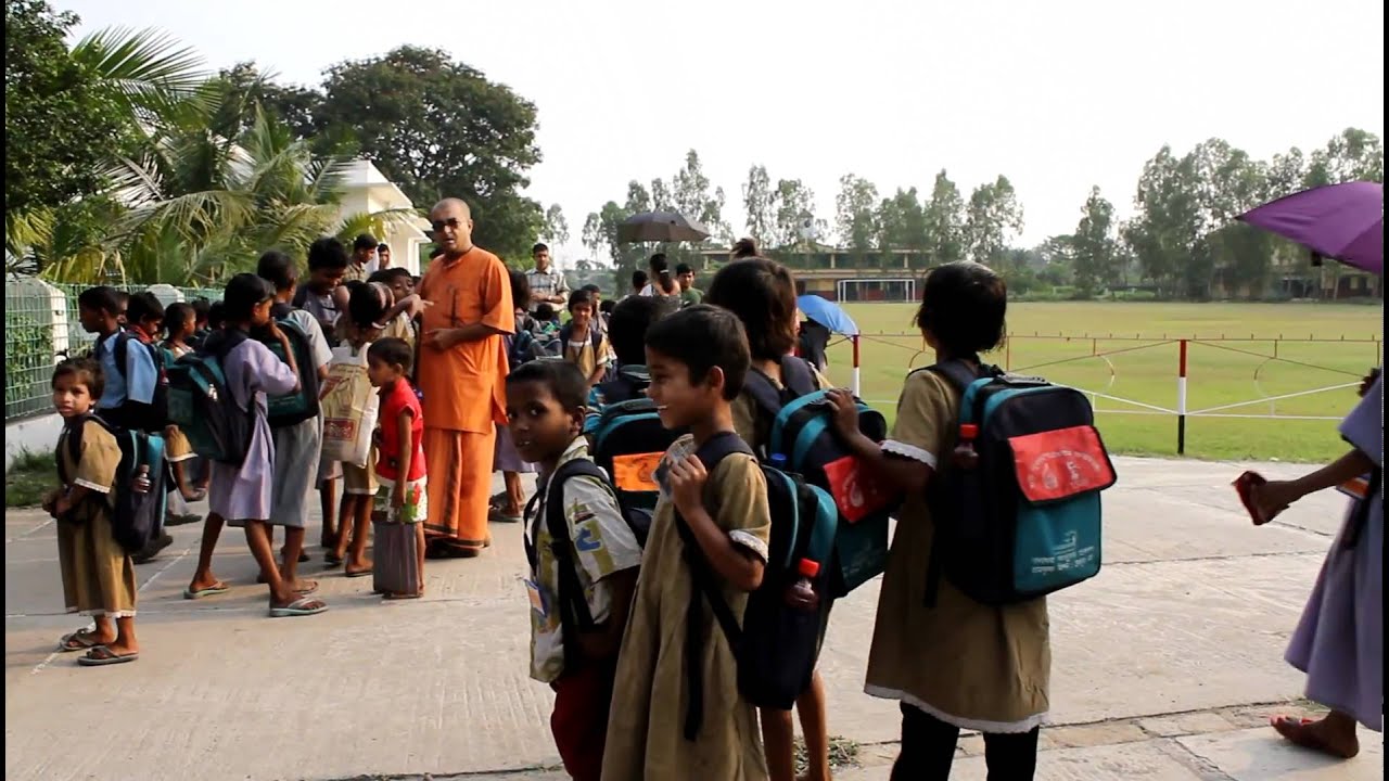 Gadadhar Abhyudaya Prakalpa Students Comming