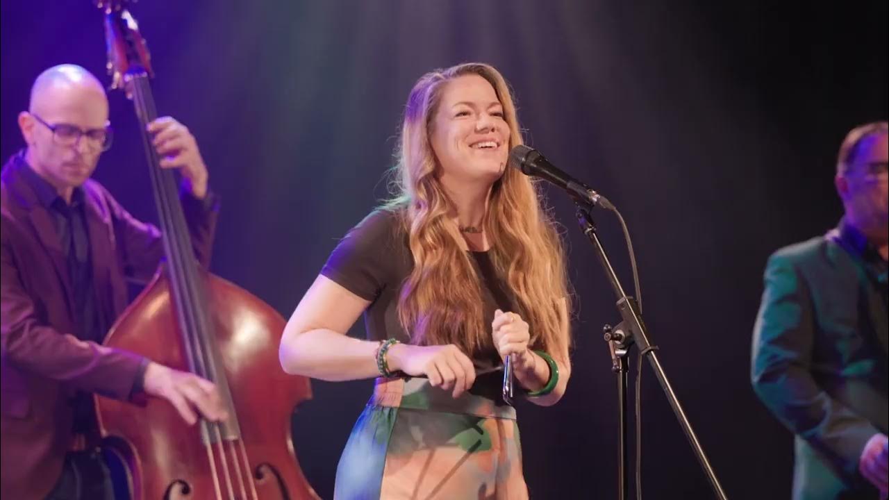 Emilie-Claire Barlow - Over the Rainbow - live at Théâtre Lac Brôme Emilie-Claire Barlow - Over the Rainbow - live at Théâtre Lac Brôme