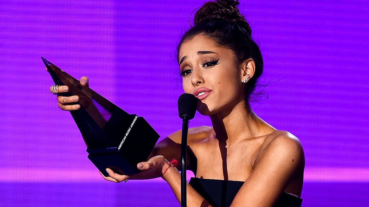 Ariana Grande Performs Focus Cries After Winning At 2015 American Music Awards
