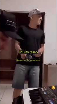JOAO GOMES CANTANDO - EU IMAGINO TU DENTRO DA MINHA CASA