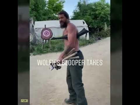 Jason Momoa Goes Shirtless To Teach His Son How To Throw Tomahawk Axes On Target Without Looking