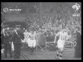 UNITED KINDOM: FOOTBALL/SOCCER - Football game at Stamford Bridge (1937)