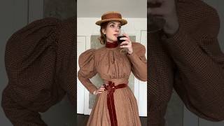 Do Victorian clothes have pockets