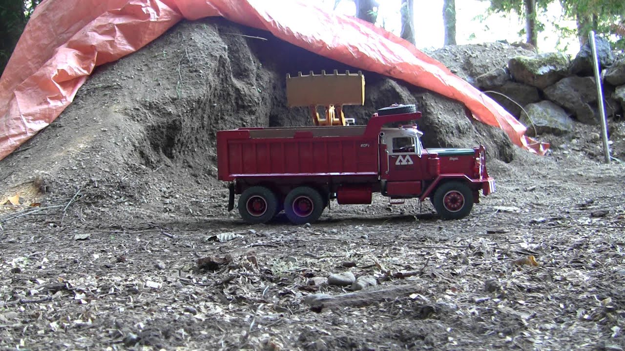 RC loader and truck