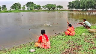 Fishing Video || Learning fishing techniques from village ladies will be useful in future
