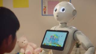 ペッパーくん】Pepper for Home 家族の会話に - YouTube