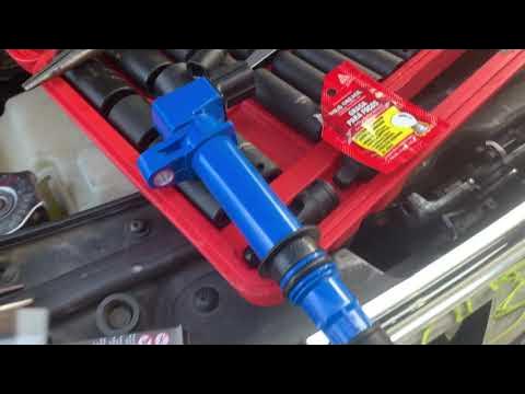 2007 DODGE NITRO SPARK PLUG CHANGE - YouTube