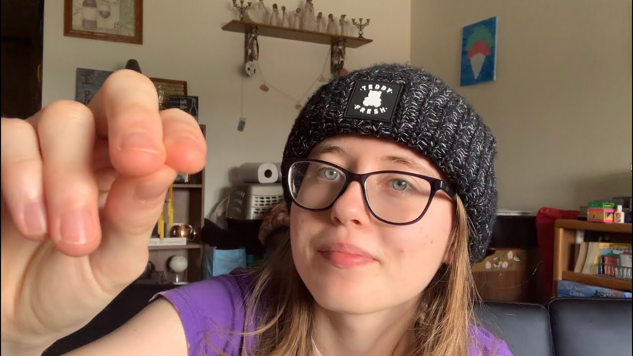 Om Nom Mouth Sounds w/ Plucking Hand Movements ASMR