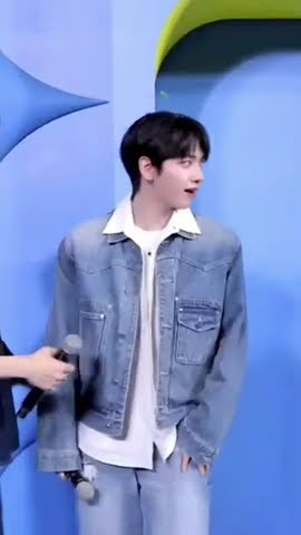 not jaehyun flirting with sohee-😅 poor sohee #boynextdoor #riize #jaehyun #sohee #MCountdown