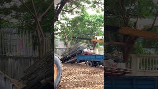 Perfect Concrete Slab Loading Technique #machinery #construction #crane