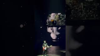 Download Lagu Blink 182 “I Miss You” live in Toronto MP3