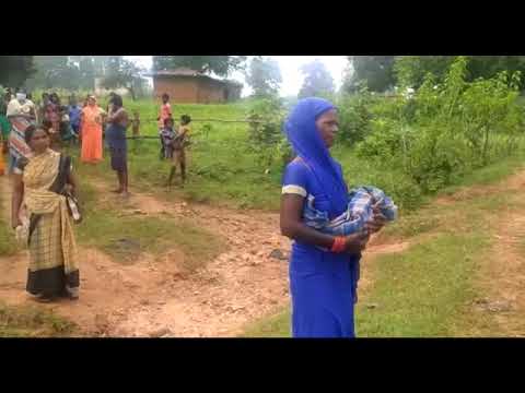 Ambikapur: झाड़ियों के बीच नवजात को छोड़ भागी कलयुगी मां, ऐसा था बच्ची का हाल…Video