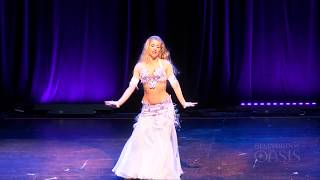 Phynia freestylin' to Laylet Hob, Bellydance Oasis Live 2017