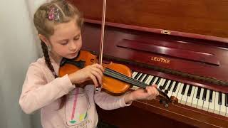 Загребина Аделия (7 лет) 1 класс. Скрипка. Во поле берёзка стояла
