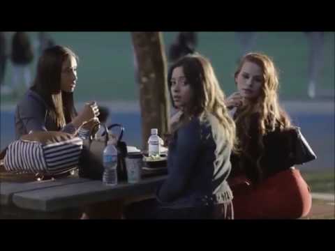 RIVERDALE 1X01 Lunch Manger