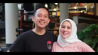 Begini Aksi Kocak Denny Cagur & Istri Parodikan 'Layangan Putus' Berbahasa Sunda