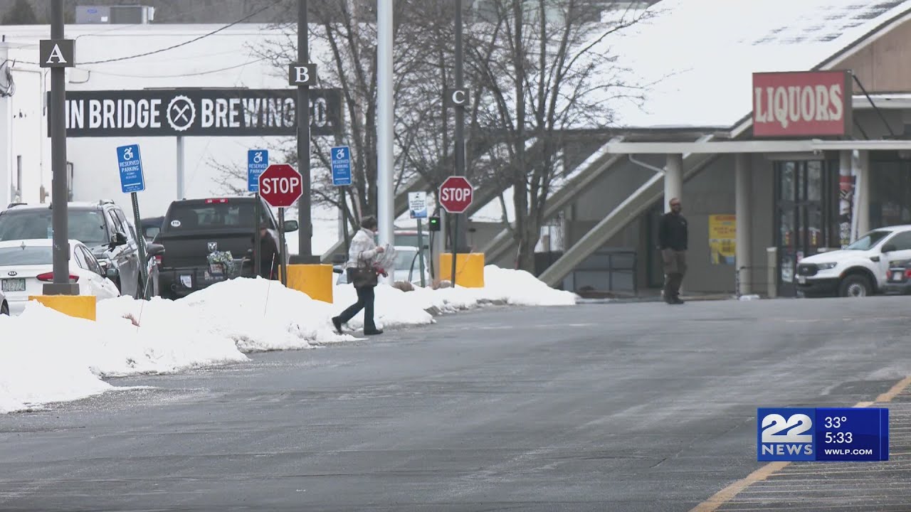 Freezing rain brings icy roads and sidewalks - YouTube