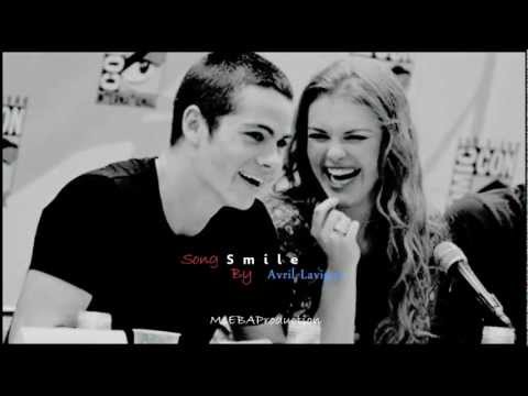 Holland Roden & Dylan O'Brien  Smile