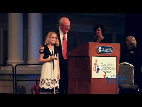 2010 Yes I Can! Awards - Part 10 - Olivia Shaw rec...