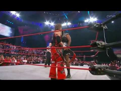TNA Xplosion: Madison Rayne & Velvet Sky vs Awesom...