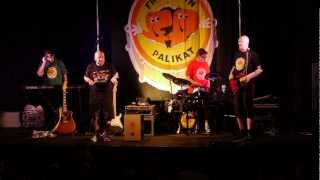 Fröbelin Palikat - Leijonan Metsästys (Live • Hirvihovi • Loimaa • 27-02-2013) chords