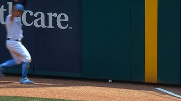 SEA@TEX: Seager lines an RBI double into right field