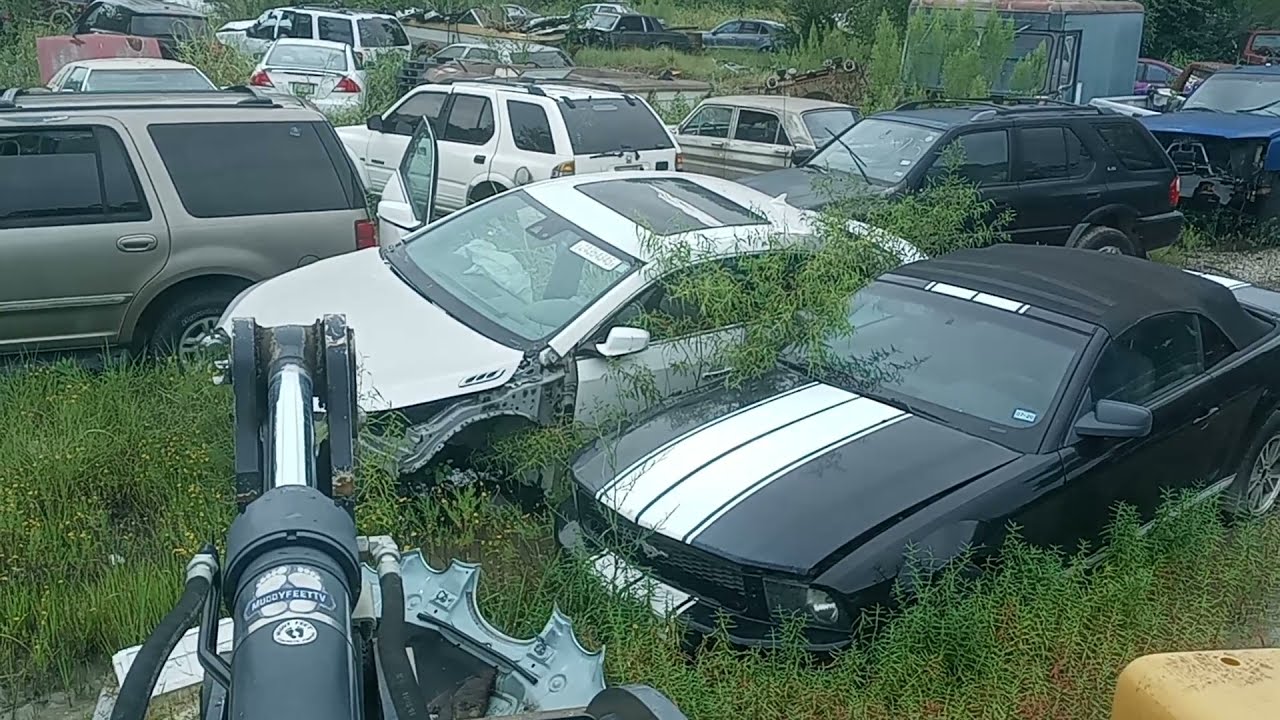 Crushing Cars is Fun Again 👍😃 YouTube